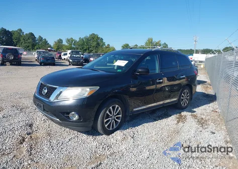 2014 Nissan Pathfinder S/Sv/Sl/Platinum z USA, uszkodzony, nr VIN 5N1AR2MN7EC715001
